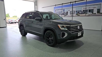 2026 Volkswagen Atlas SE with Technology