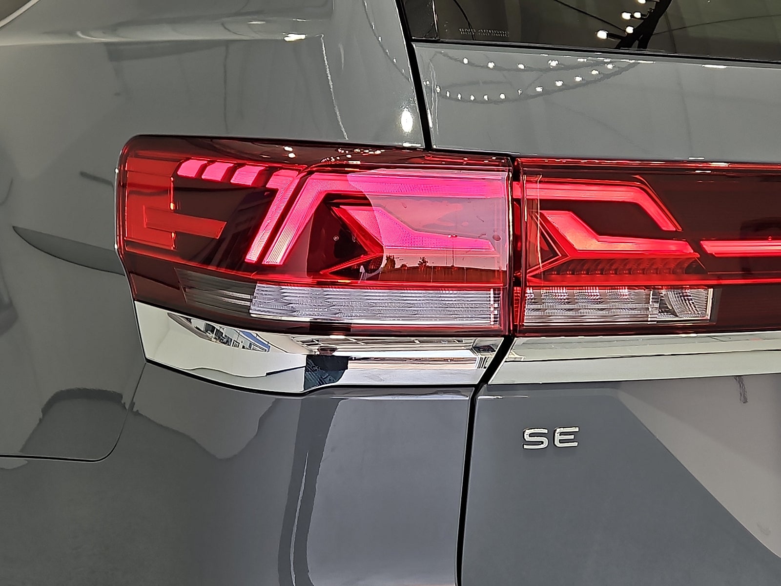 2026 Volkswagen Atlas SE with Technology