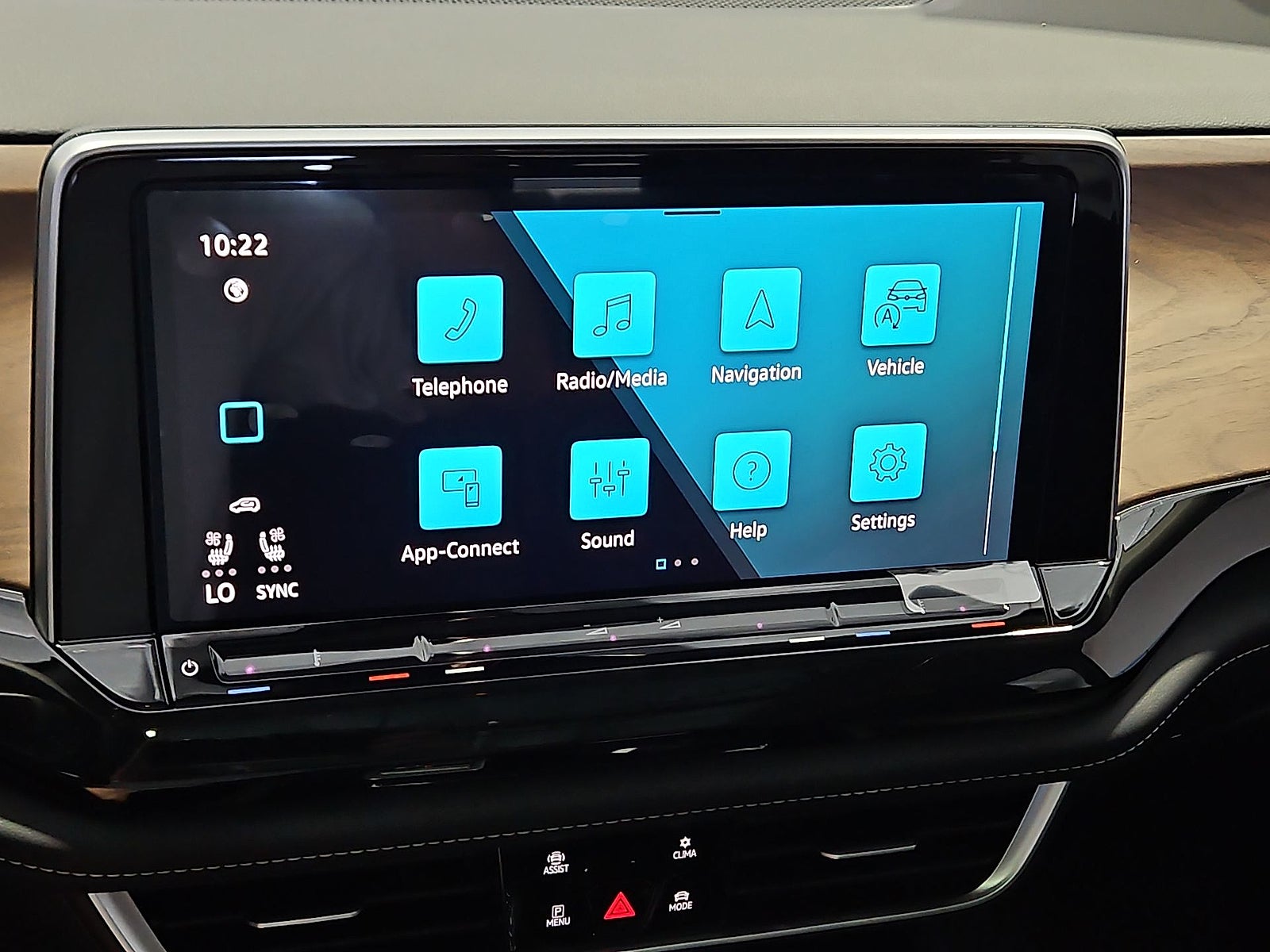 2026 Volkswagen Atlas SE with Technology