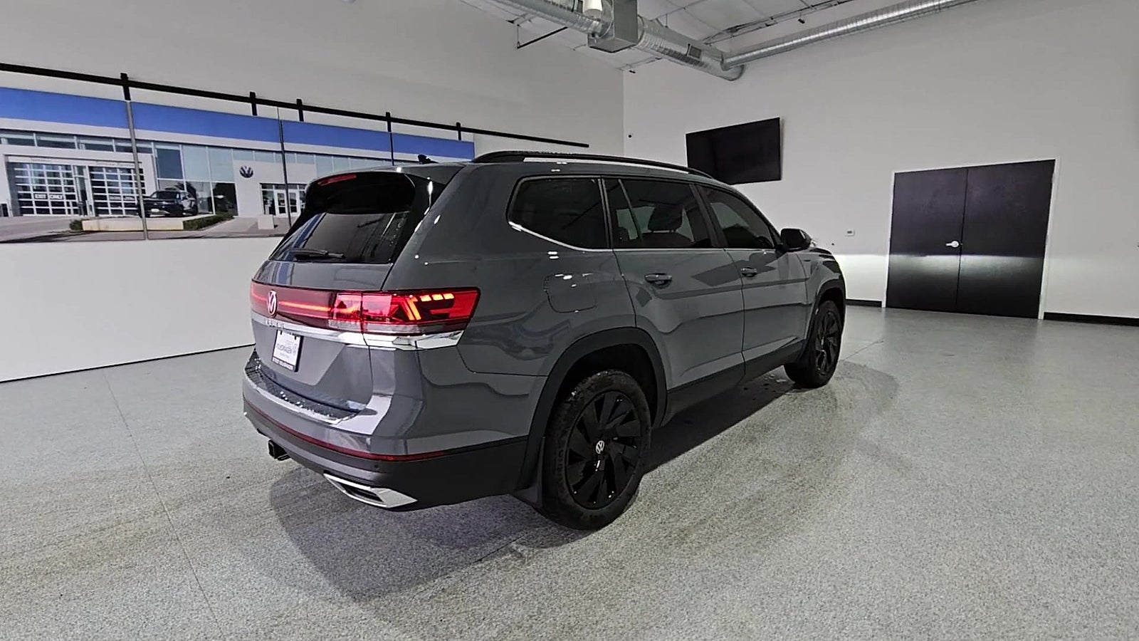 2026 Volkswagen Atlas SE with Technology