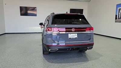 2026 Volkswagen Atlas SE with Technology