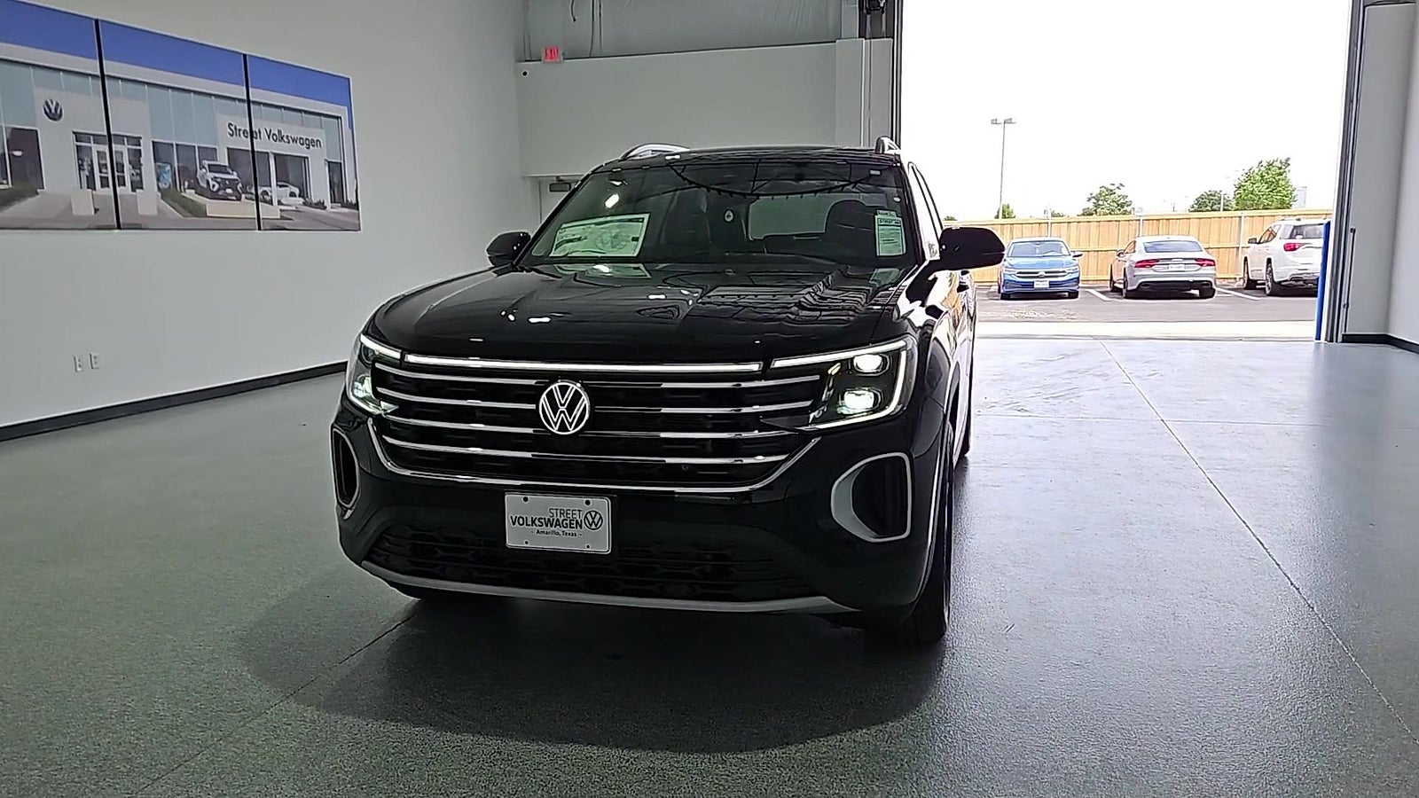 2026 Volkswagen Atlas SE with Technology