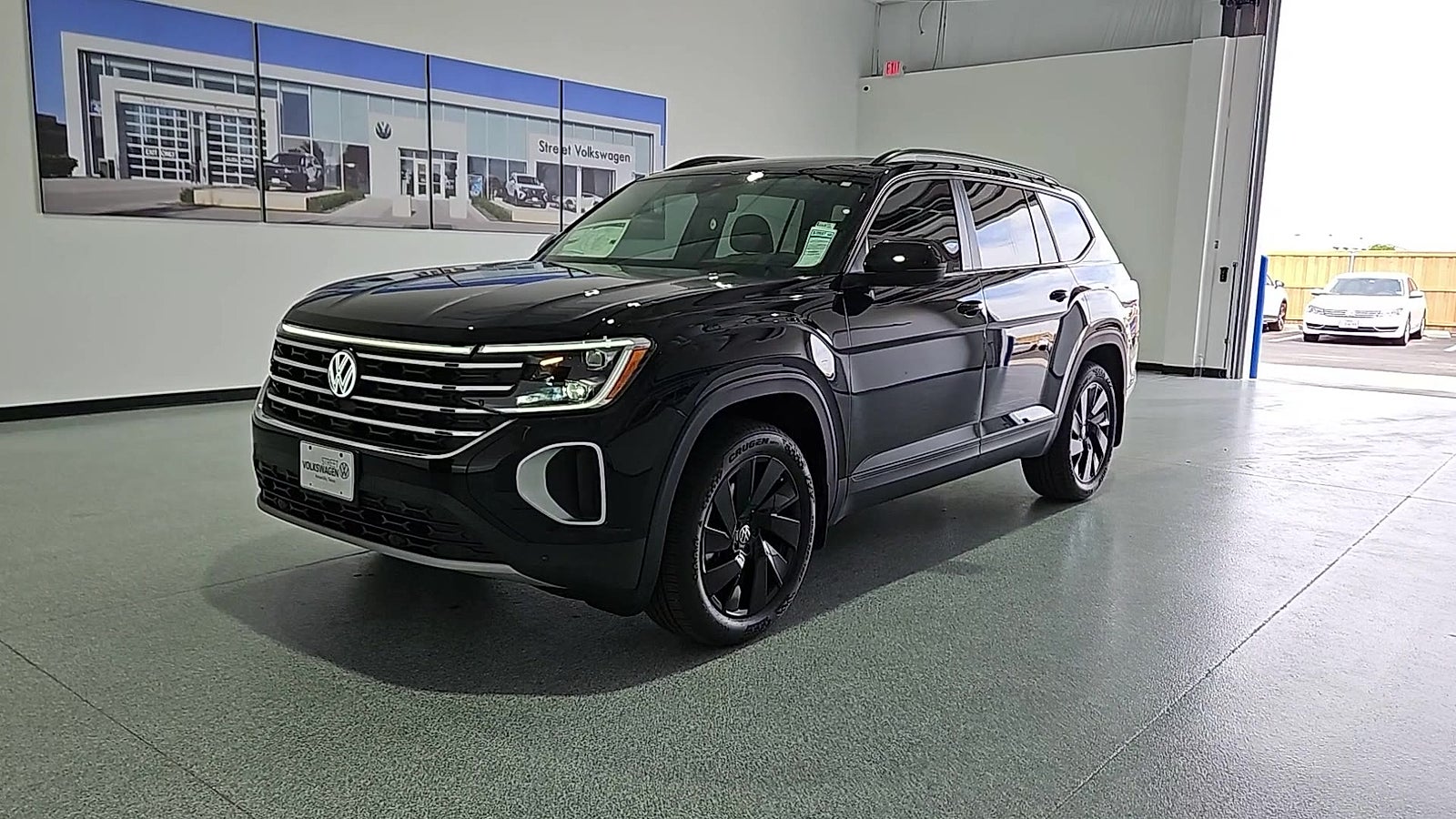 2026 Volkswagen Atlas SE with Technology
