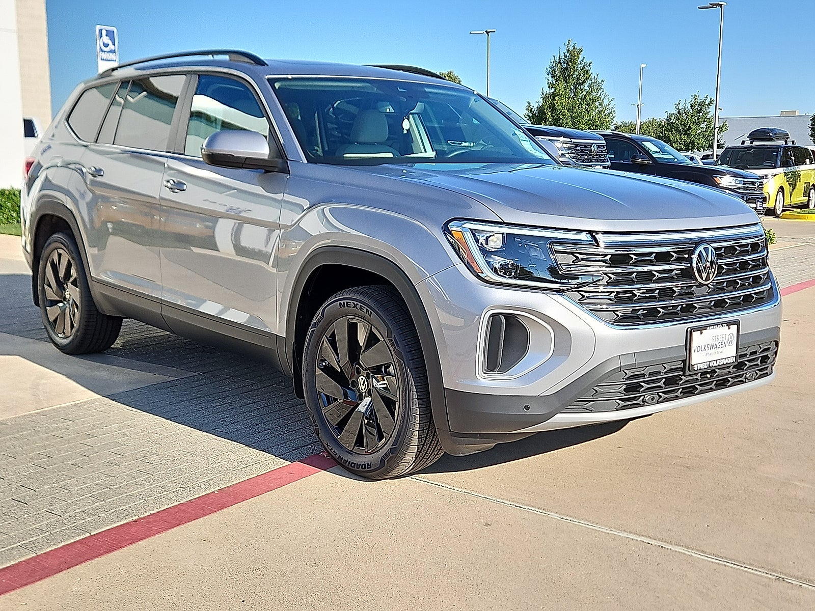 2026 Volkswagen Atlas 2.0T SE w/Technology