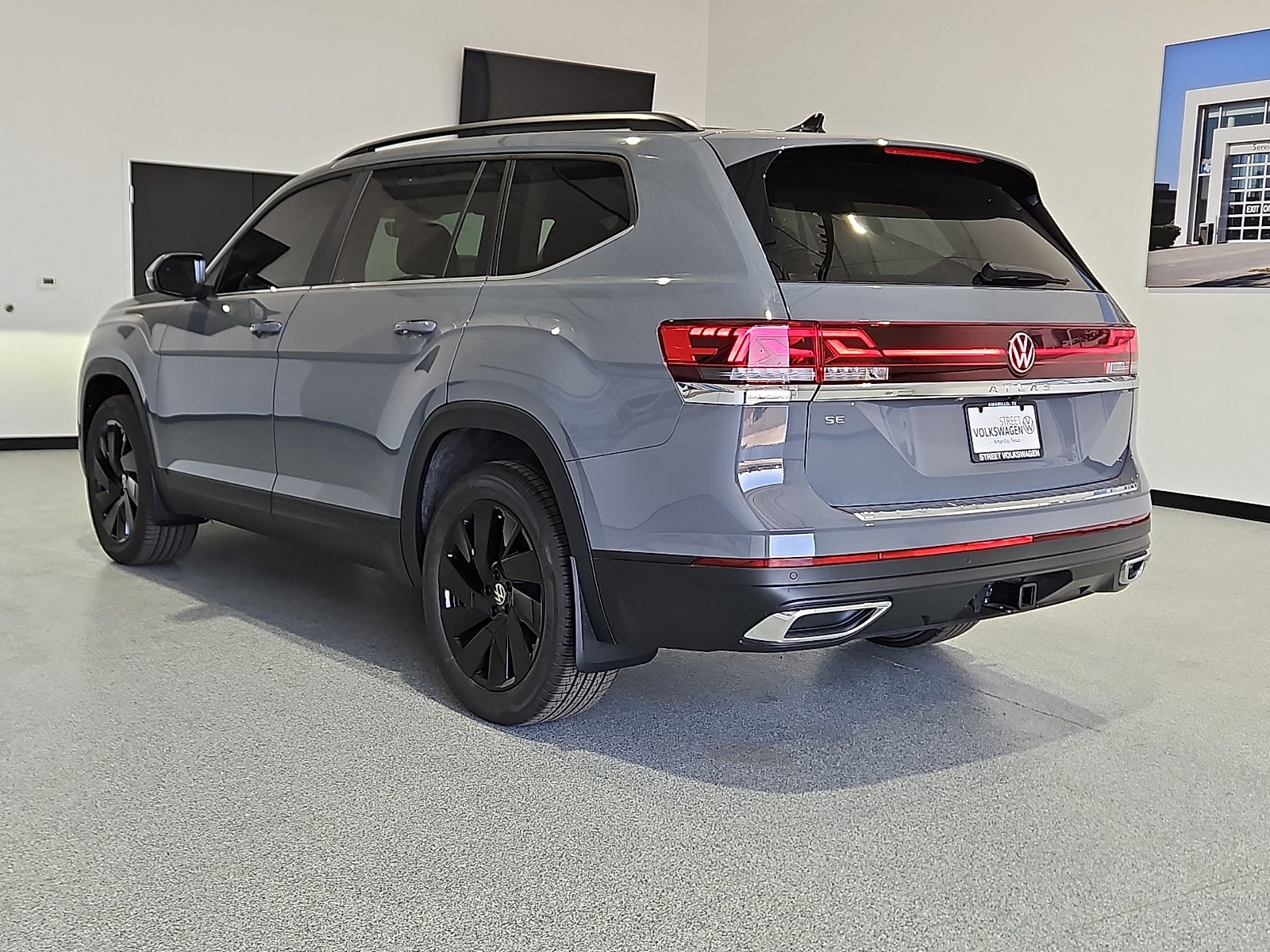 2026 Volkswagen Atlas SE with Technology