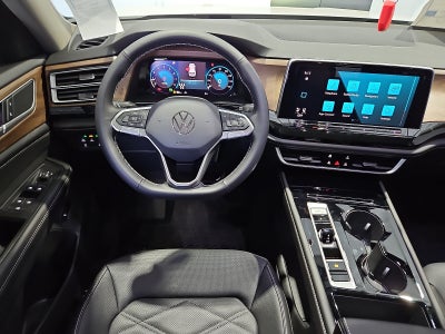 2026 Volkswagen Atlas SE with Technology