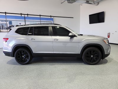 2026 Volkswagen Atlas SE with Technology