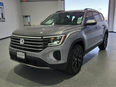 2026 Volkswagen Atlas SE with Technology
