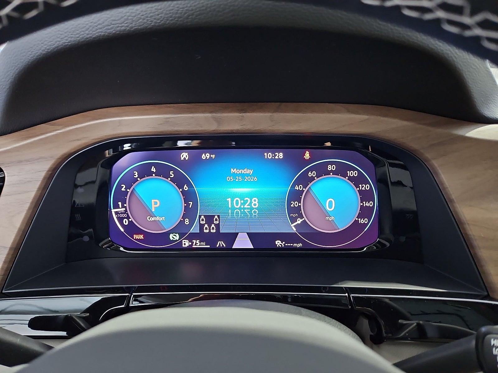 2026 Volkswagen Atlas SE with Technology