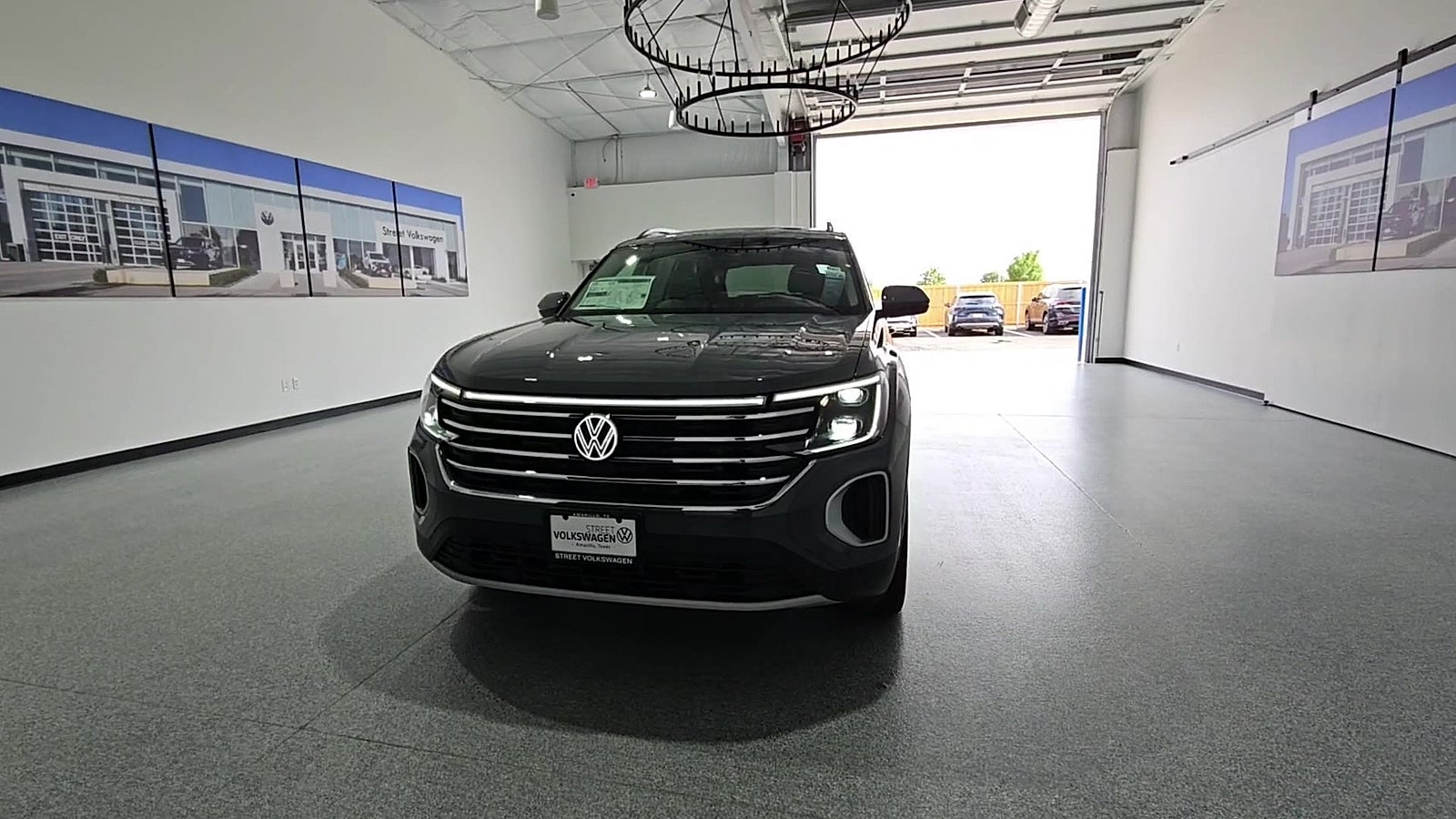 2026 Volkswagen Atlas SE with Technology