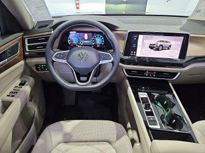 2026 Volkswagen Atlas SE with Technology
