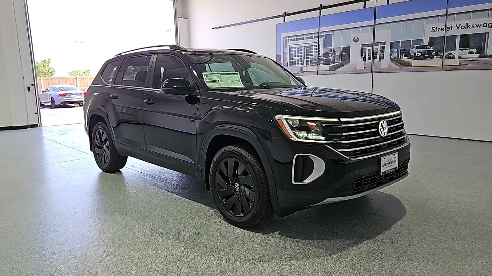 2026 Volkswagen Atlas SE with Technology