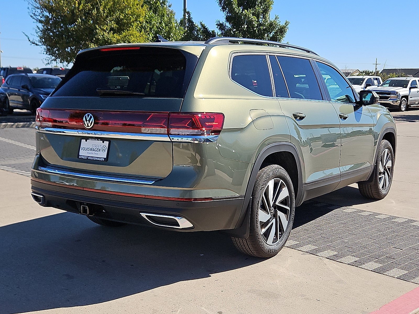 2026 Volkswagen Atlas 2.0T SE w/Technology