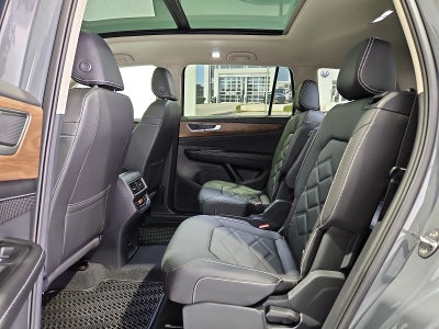 2026 Volkswagen Atlas SE with Technology