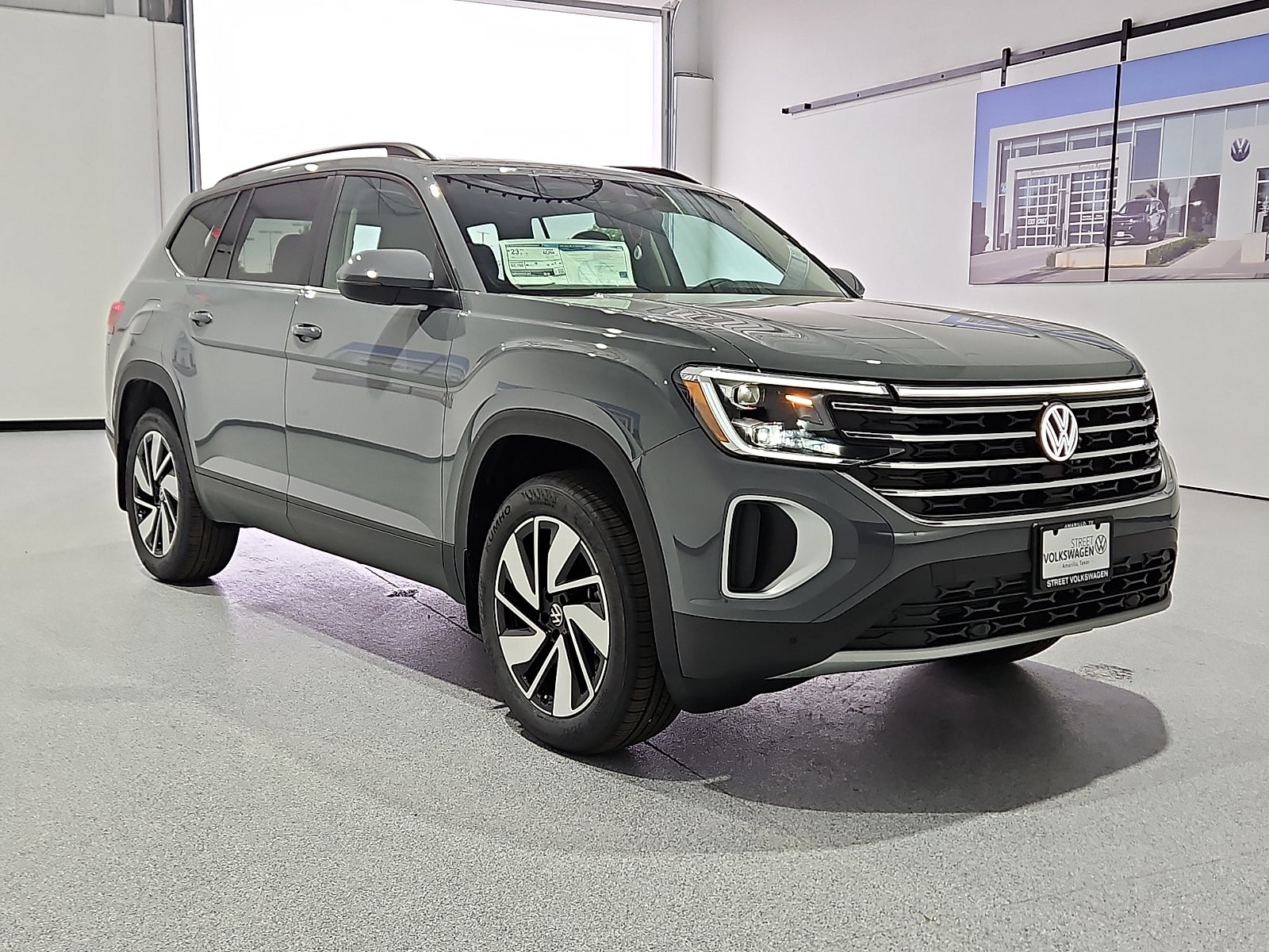 2026 Volkswagen Atlas SE with Technology