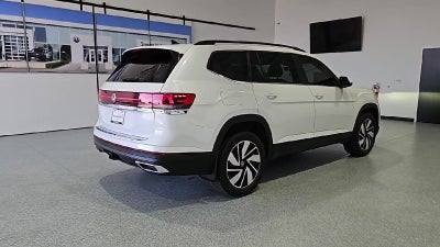 2026 Volkswagen Atlas SE with Technology