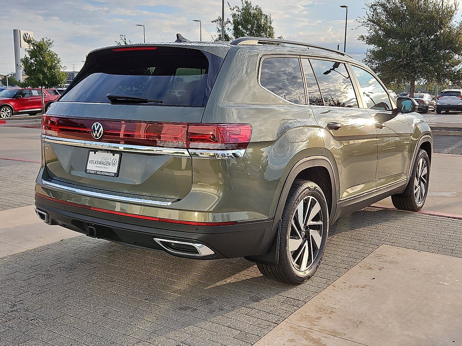 2026 Volkswagen Atlas 2.0T SE w/Technology