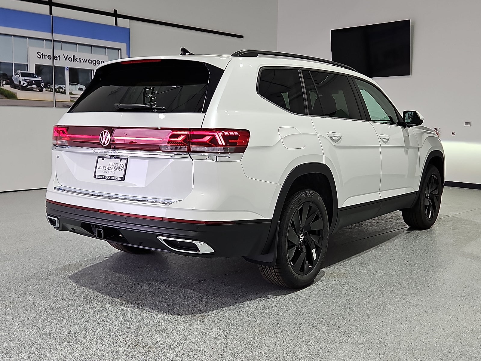 2026 Volkswagen Atlas SE with Technology
