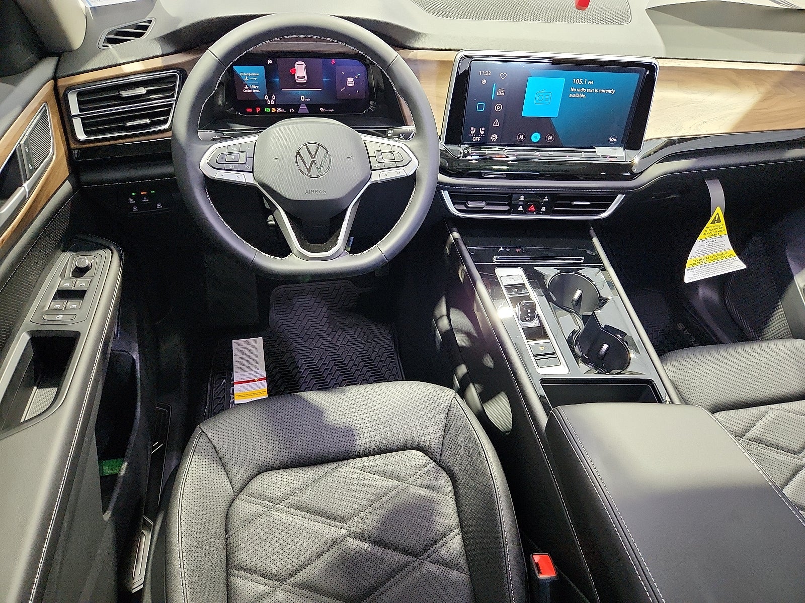 2026 Volkswagen Atlas SE with Technology