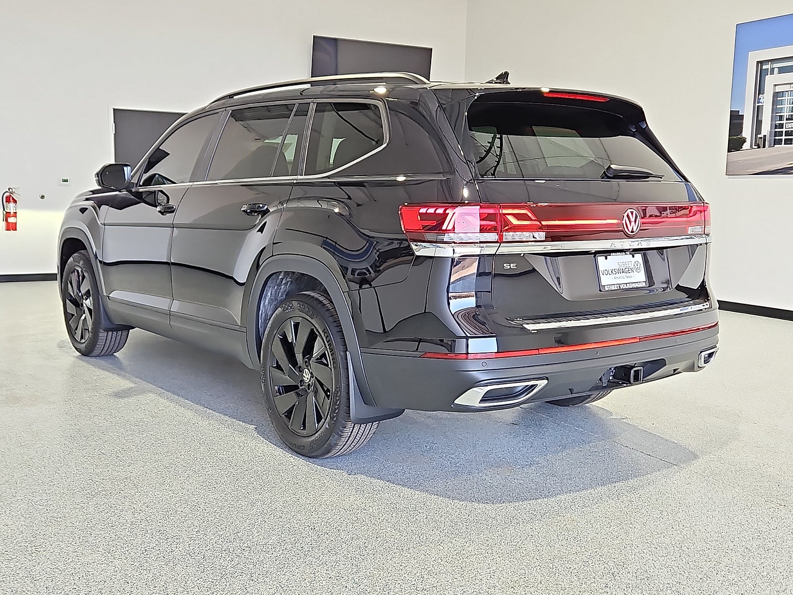 2026 Volkswagen Atlas SE with Technology