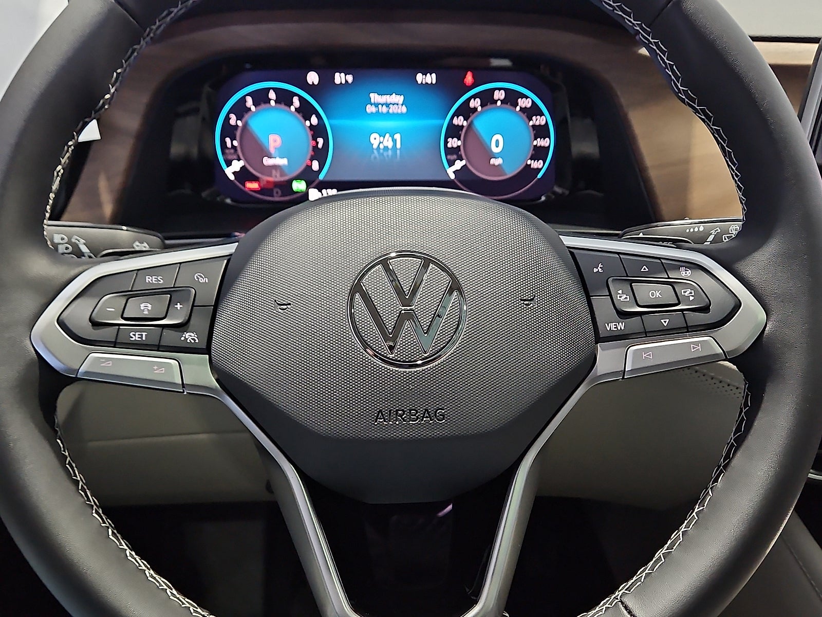 2026 Volkswagen Atlas SE with Technology