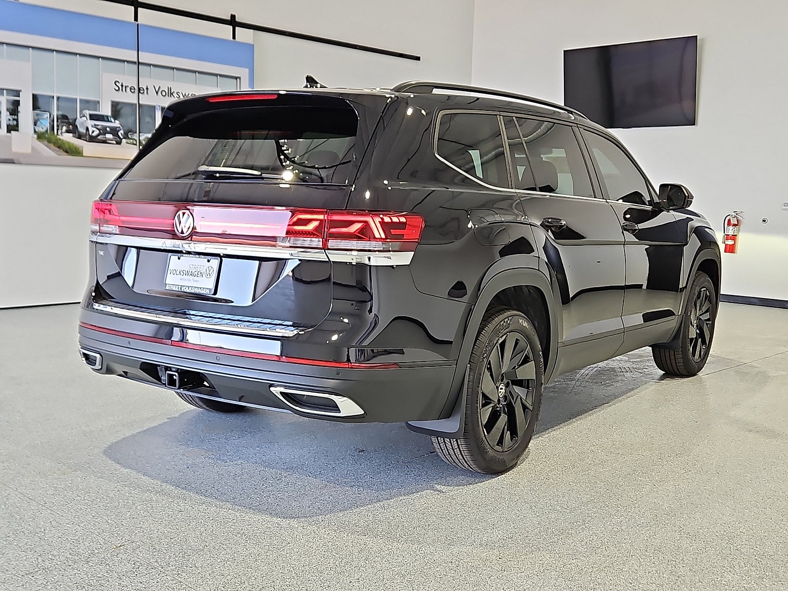 2026 Volkswagen Atlas SE with Technology