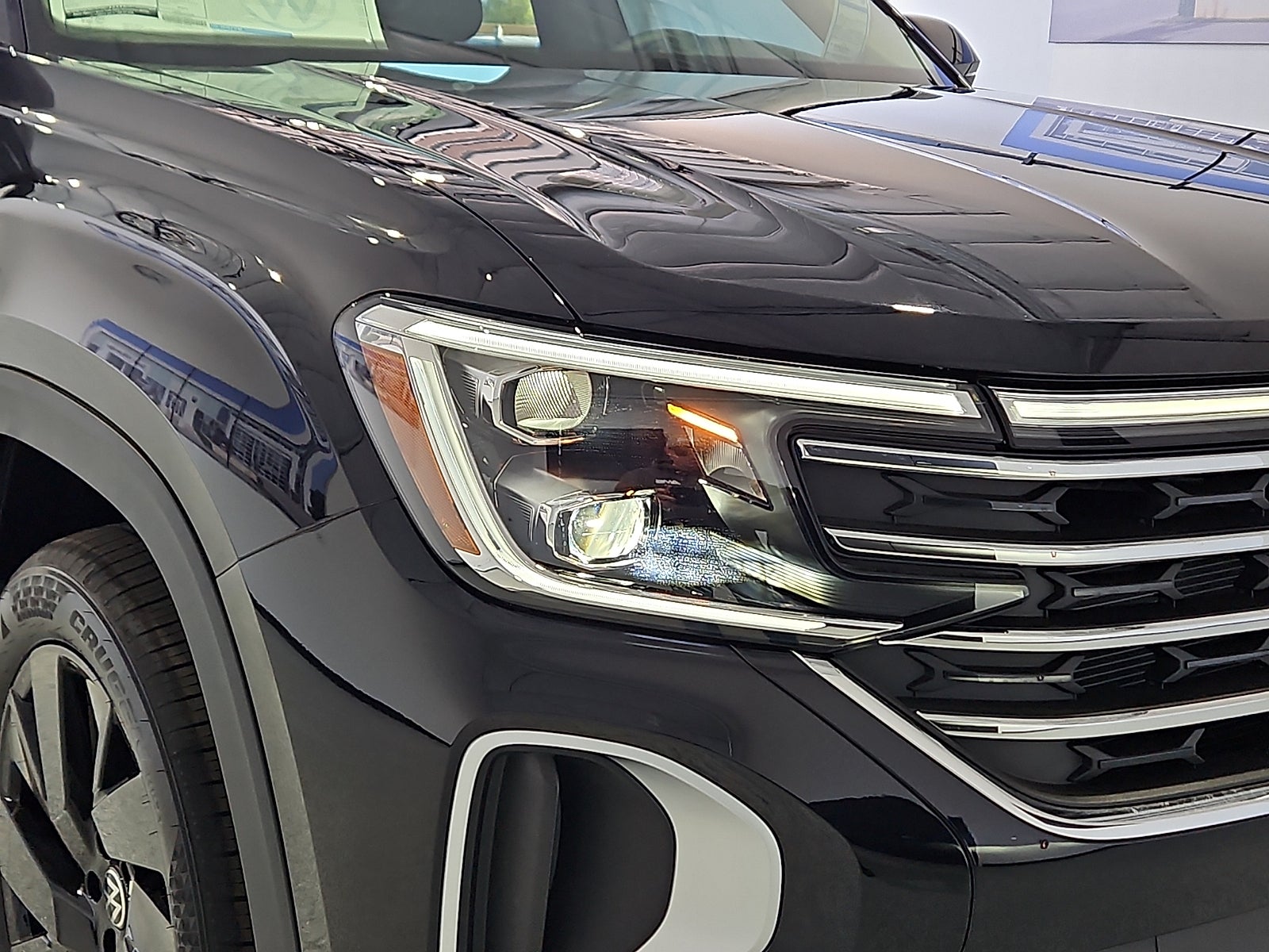 2026 Volkswagen Atlas SE with Technology