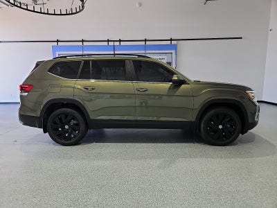 2026 Volkswagen Atlas SE with Technology