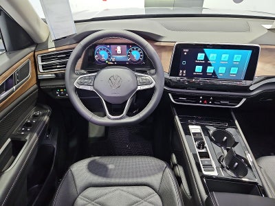 2026 Volkswagen Atlas SE with Technology