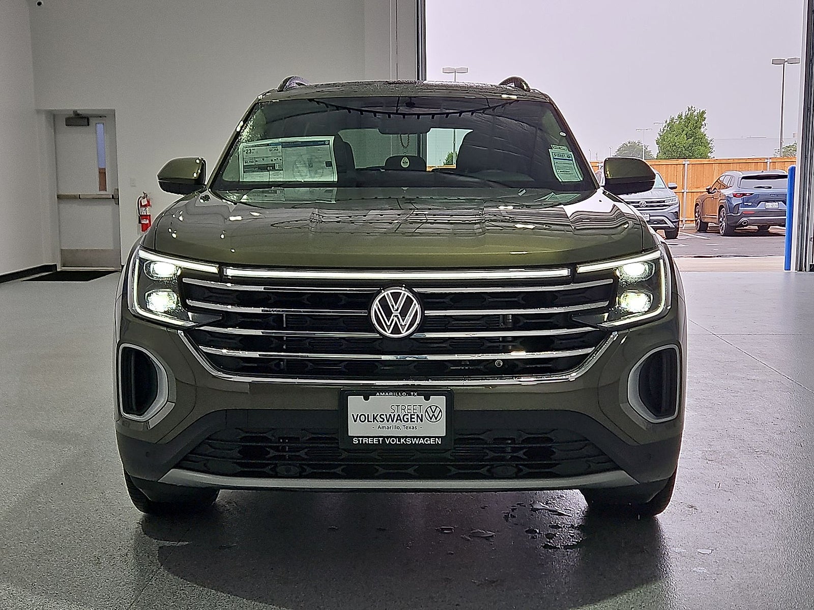 2026 Volkswagen Atlas SE with Technology