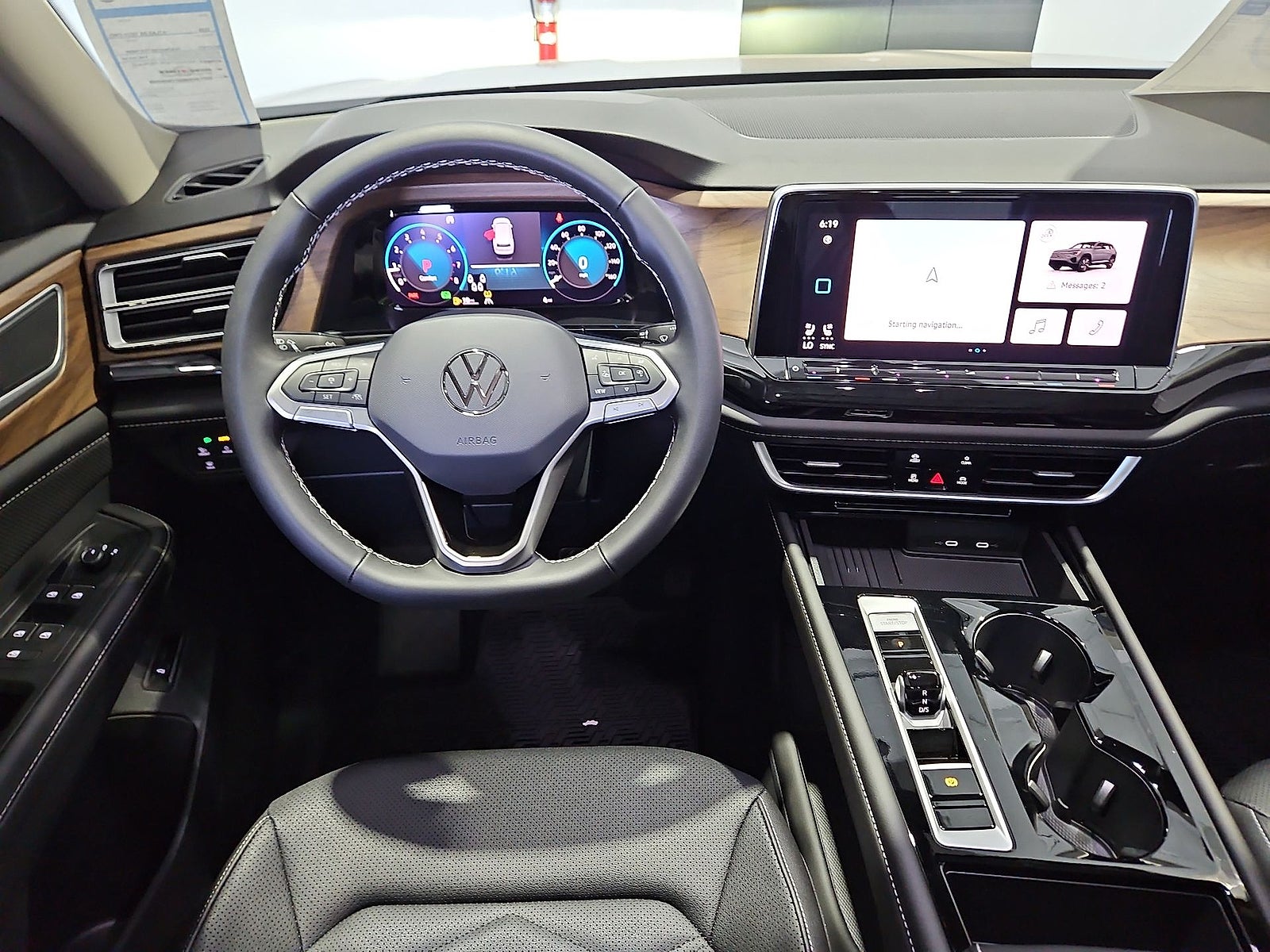 2026 Volkswagen Atlas SE with Technology