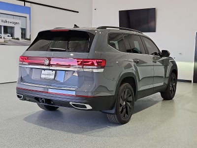 2026 Volkswagen Atlas SE with Technology