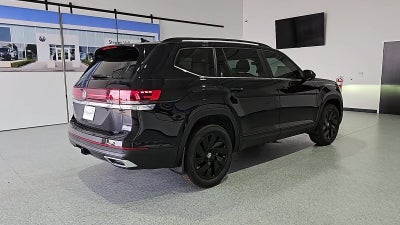 2026 Volkswagen Atlas SE with Technology