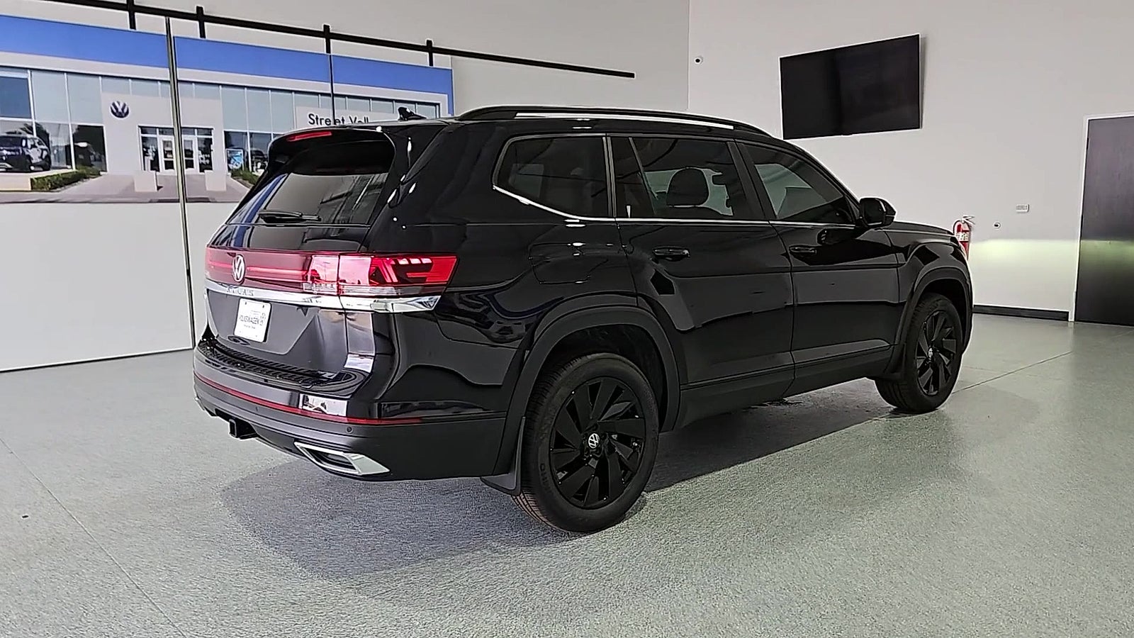 2026 Volkswagen Atlas SE with Technology