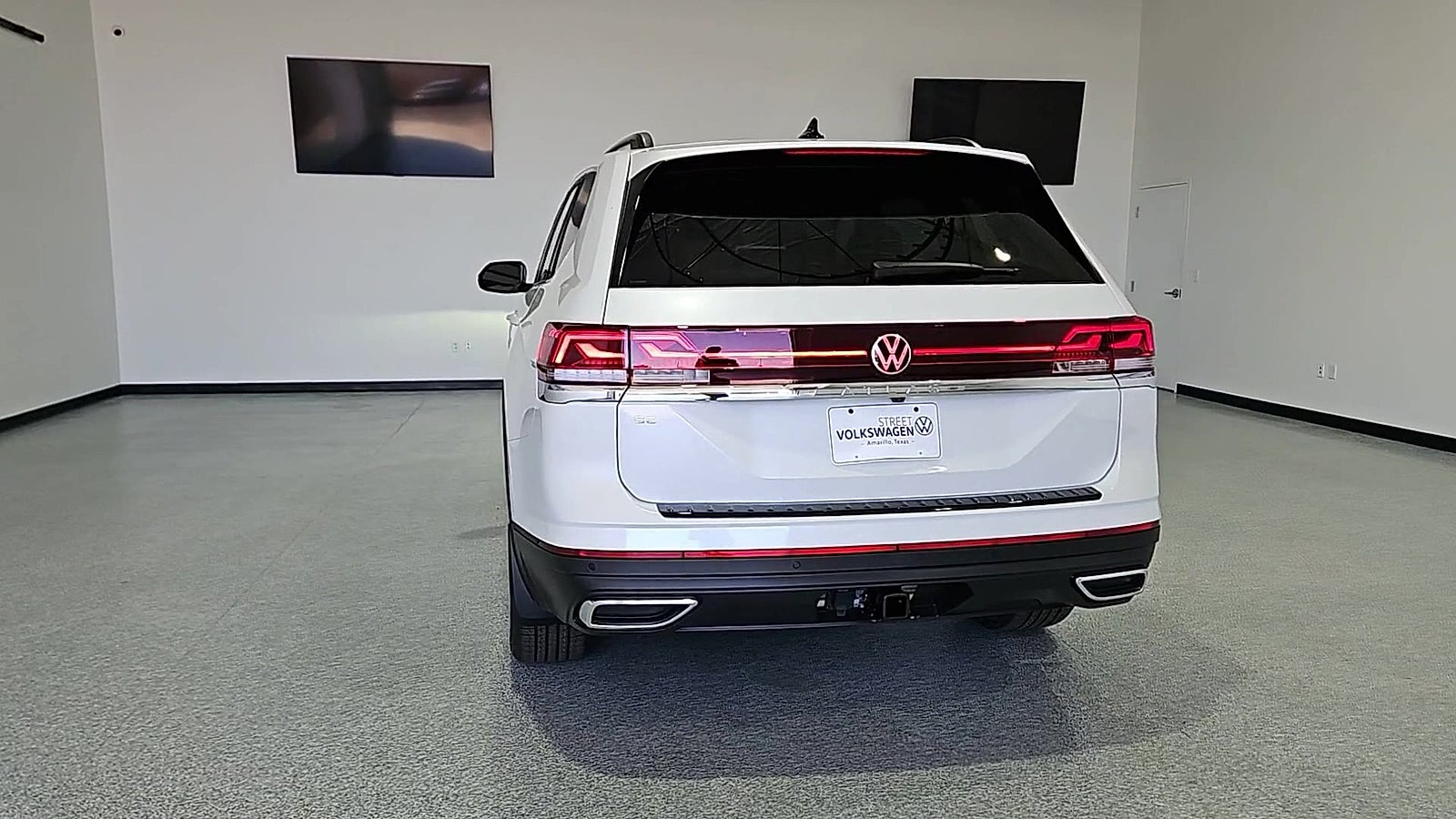 2026 Volkswagen Atlas SE with Technology