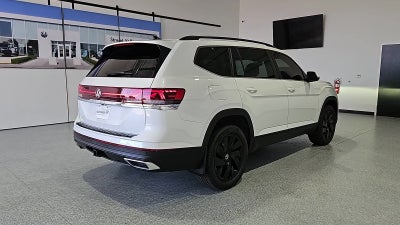 2026 Volkswagen Atlas SE with Technology