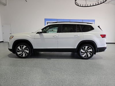 2026 Volkswagen Atlas SE with Technology