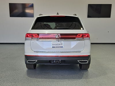 2026 Volkswagen Atlas SE with Technology