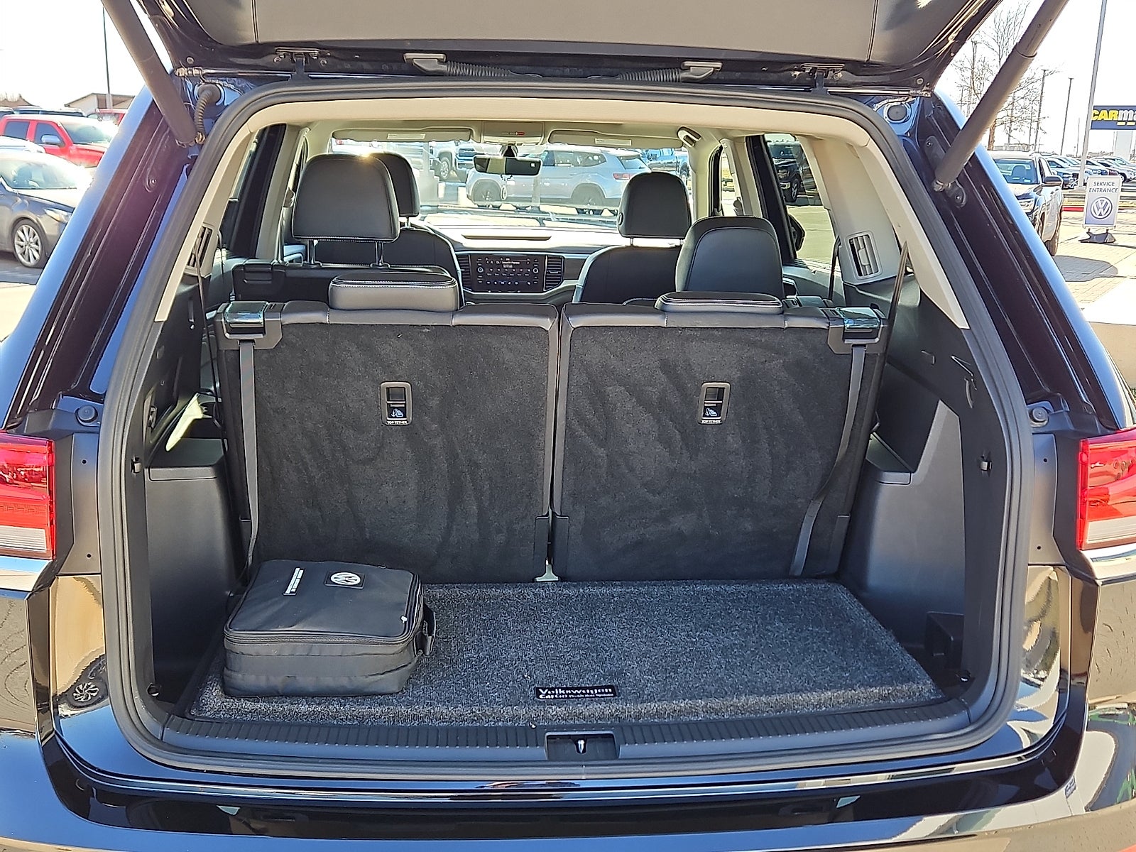 2022 Volkswagen Atlas 2.0T SE w/Technology