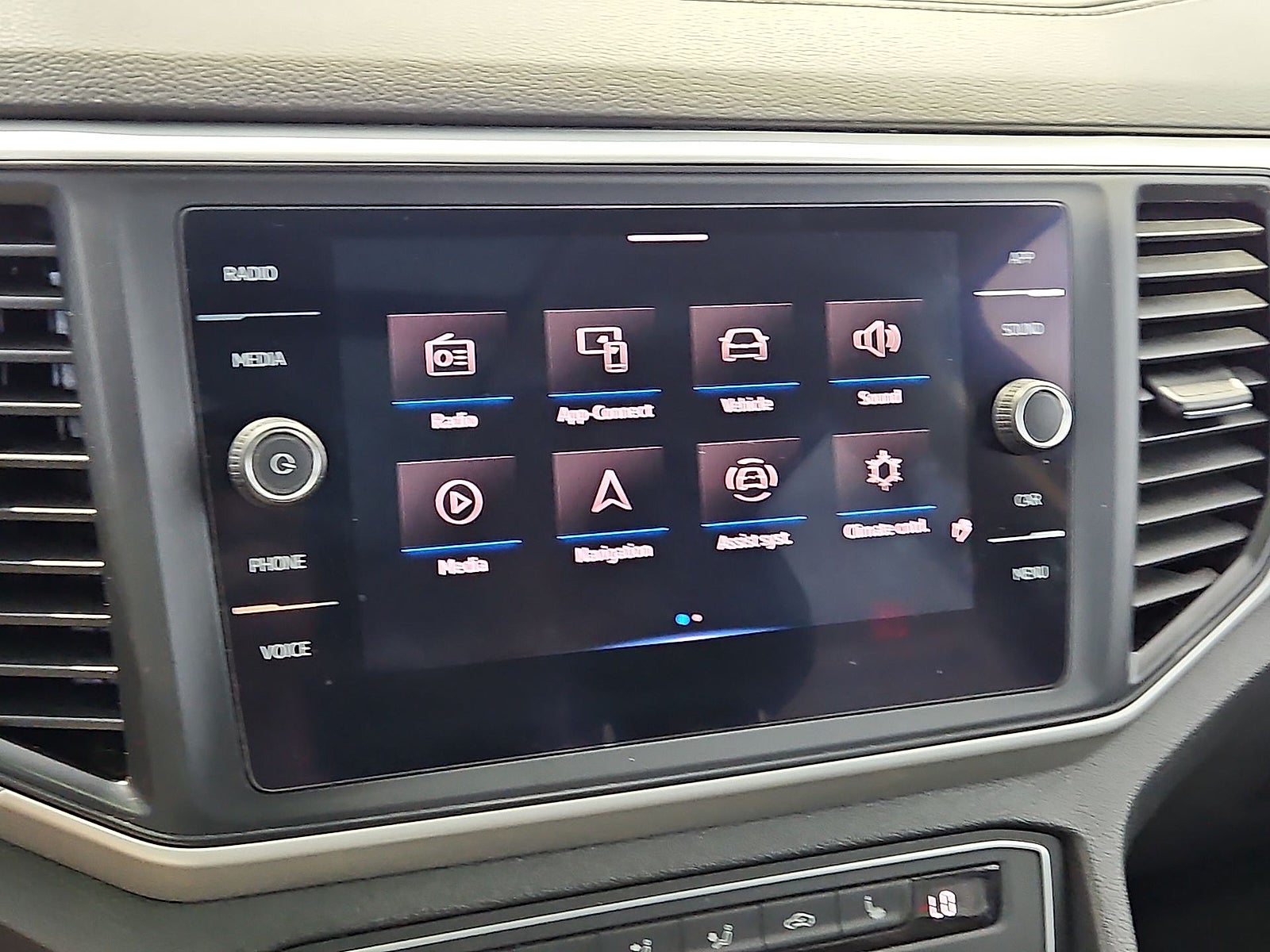 2021 Volkswagen Atlas 3.6L V6 SE w/Technology