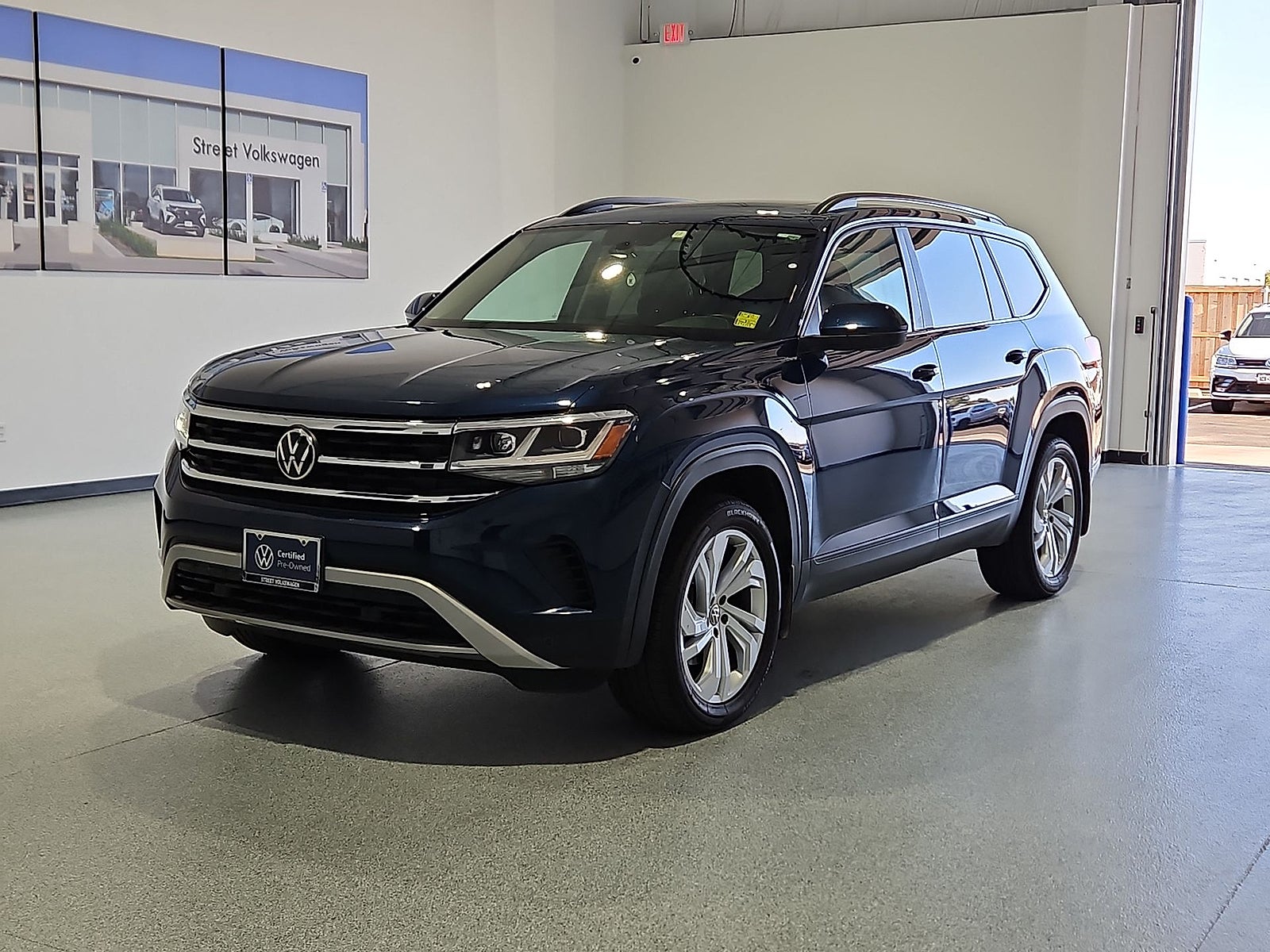 2021 Volkswagen Atlas 3.6L V6 SE w/Technology