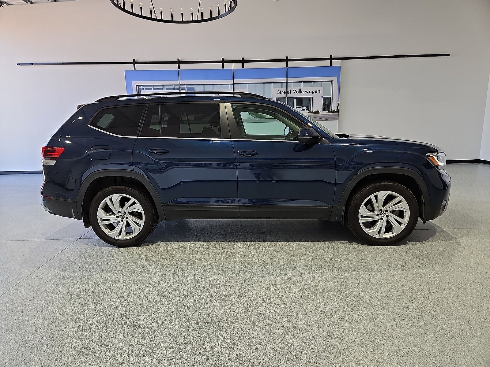 2021 Volkswagen Atlas 3.6L V6 SE w/Technology