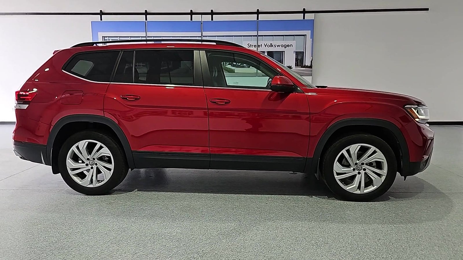 2023 Volkswagen Atlas 3.6L V6 SE w/Technology