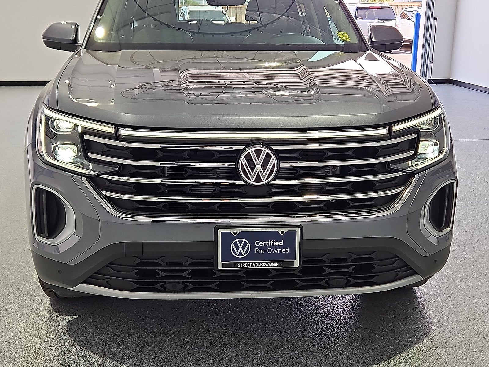 2024 Volkswagen Atlas 2.0T SE w/Technology