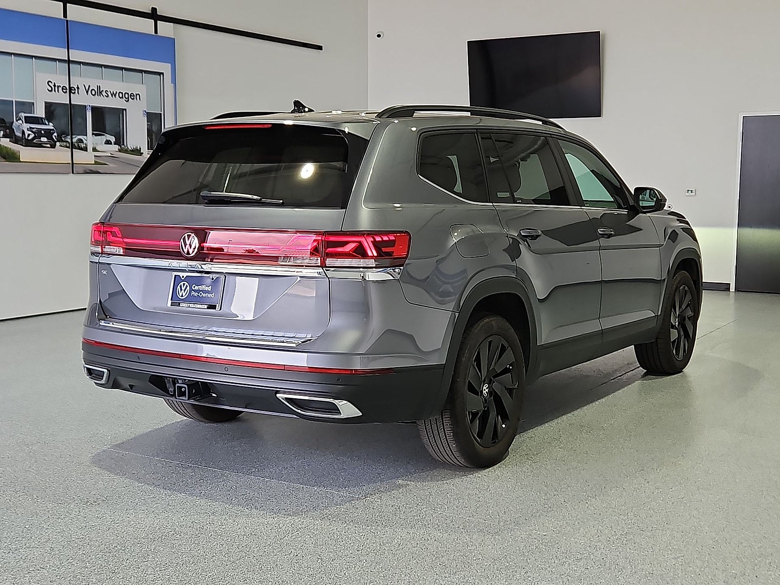 2024 Volkswagen Atlas 2.0T SE w/Technology