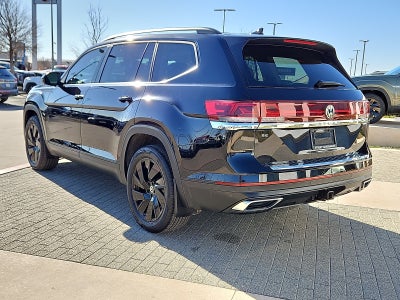 2025 Volkswagen Atlas 2.0T SE w/Technology
