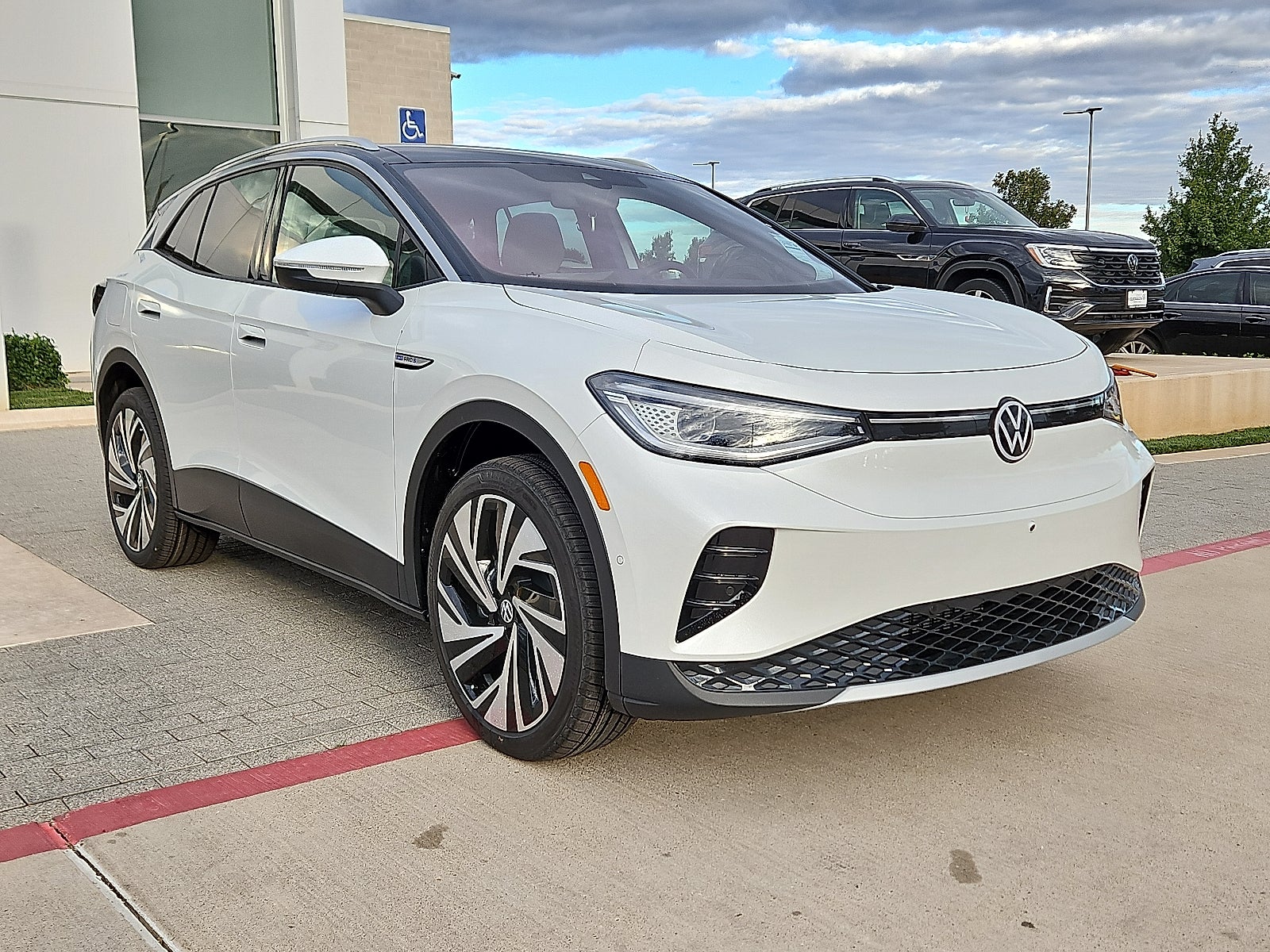 2025 Volkswagen ID.4 Pro S Plus