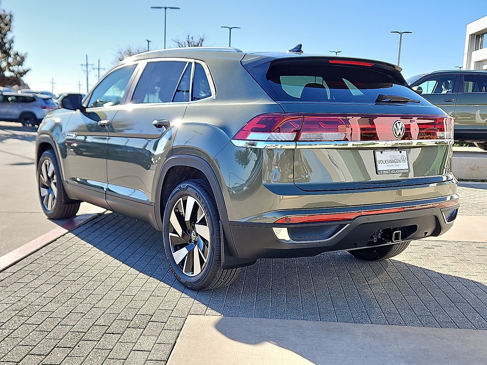 2026 Volkswagen Atlas Cross Sport 2.0T SE w/Technology
