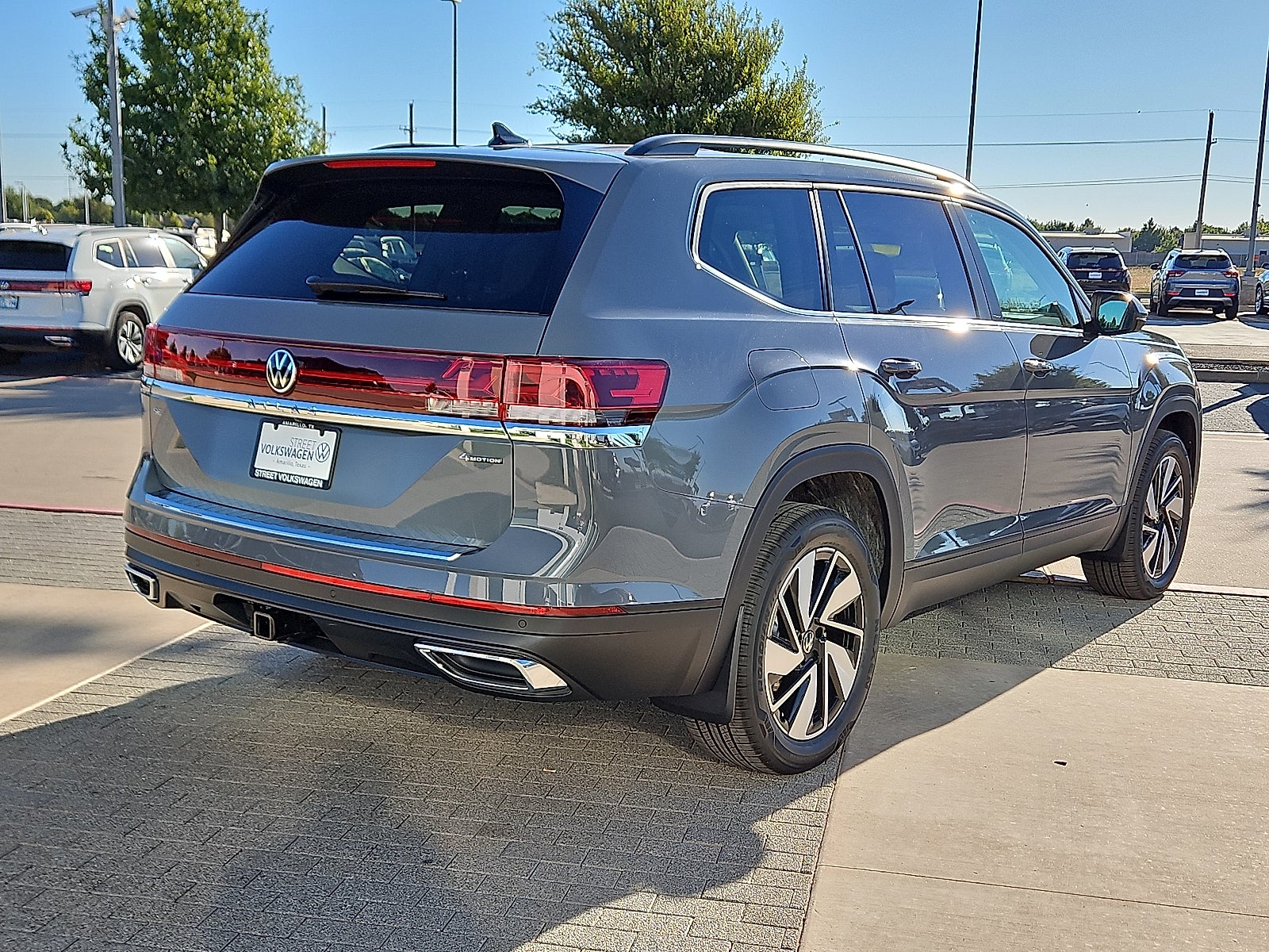2026 Volkswagen Atlas 2.0T SE w/Technology