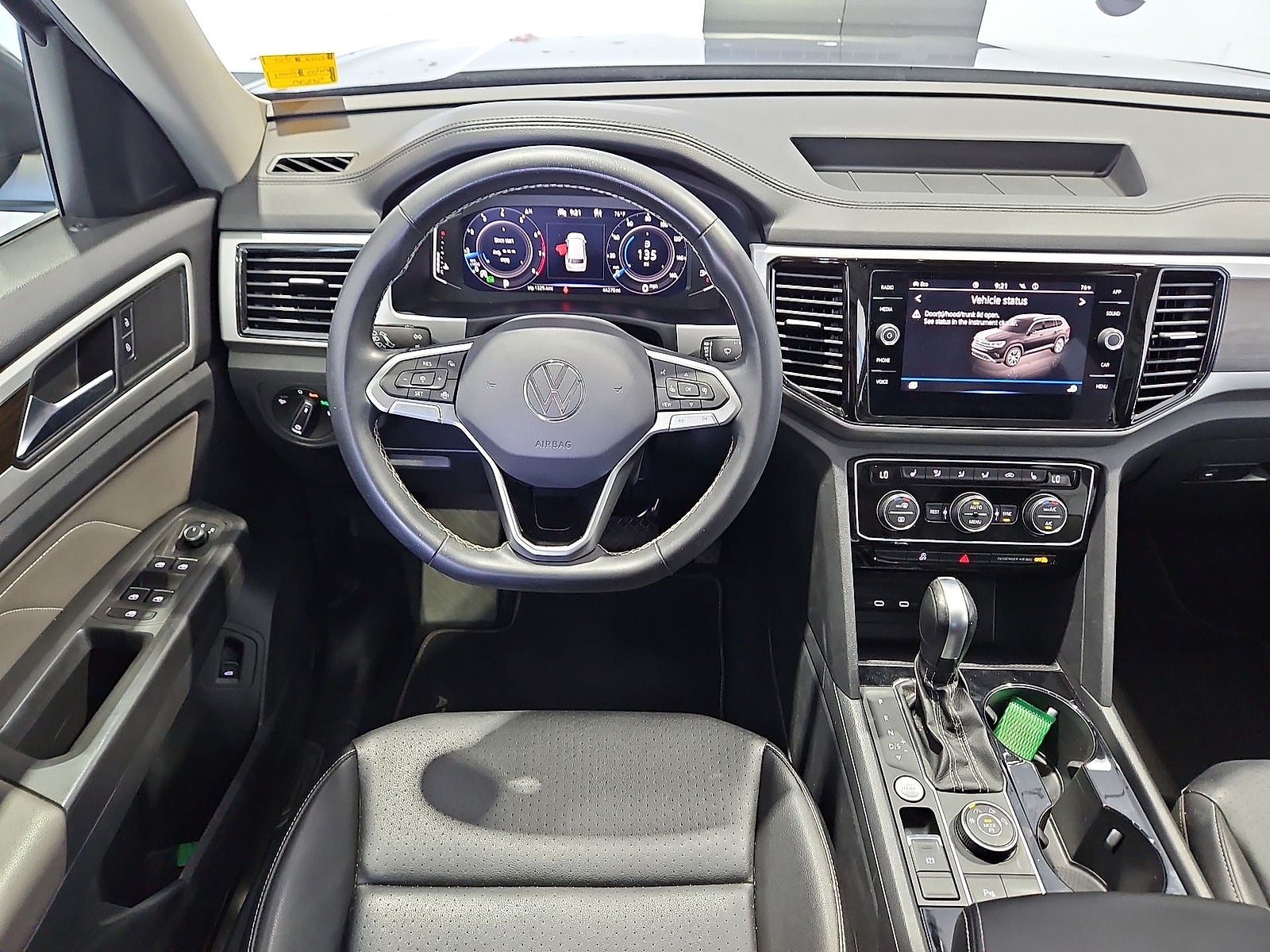 2023 Volkswagen Atlas 2.0T SE w/Technology